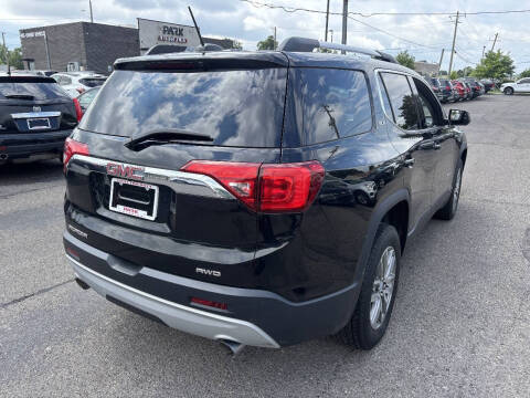 2017 GMC Acadia SLE-2