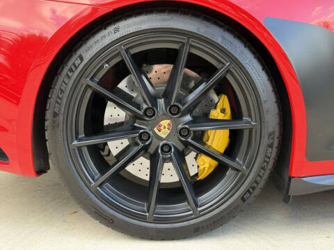 2018 Porsche 911 Carrera GTS