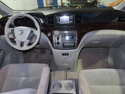 2016 Nissan Quest