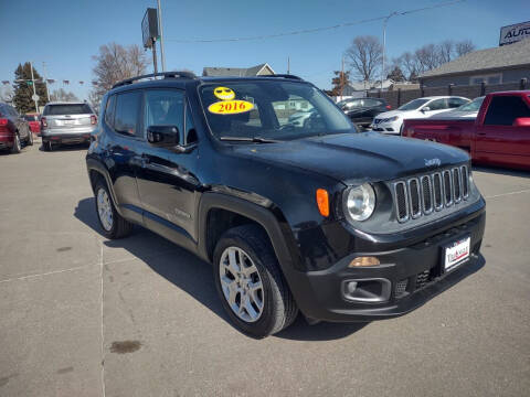 2016 Jeep Renegade for sale at Triangle Auto Sales in Omaha NE