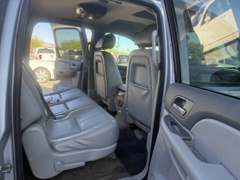 2013 Chevrolet Suburban LT