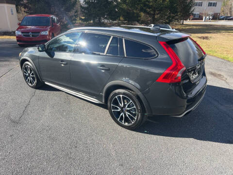 2015 Volvo V60 Cross Country T5 Platinum