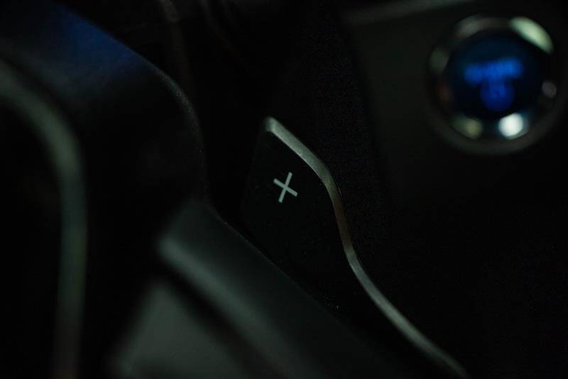 2020 Toyota Camry Hybrid SE