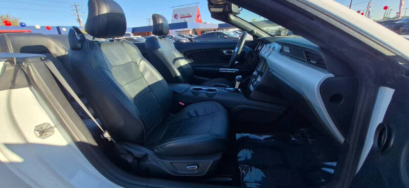 2017 Ford Mustang EcoBoost Premium