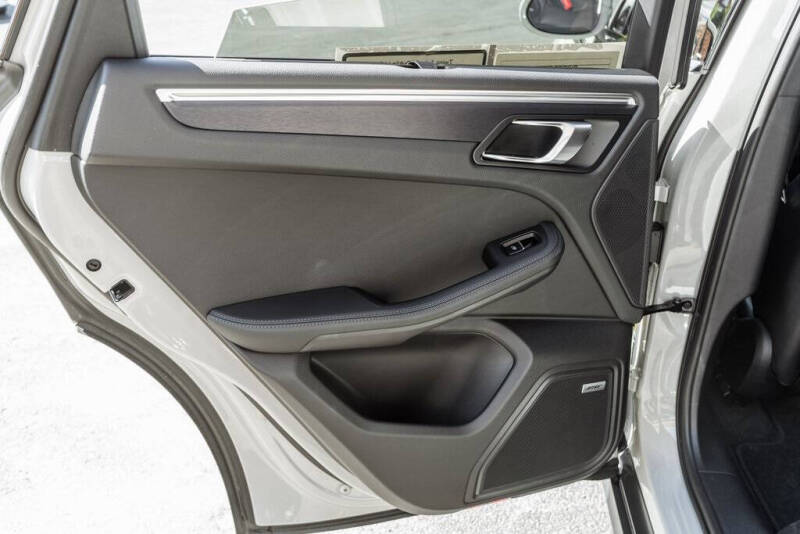 2023 Porsche Macan GTS