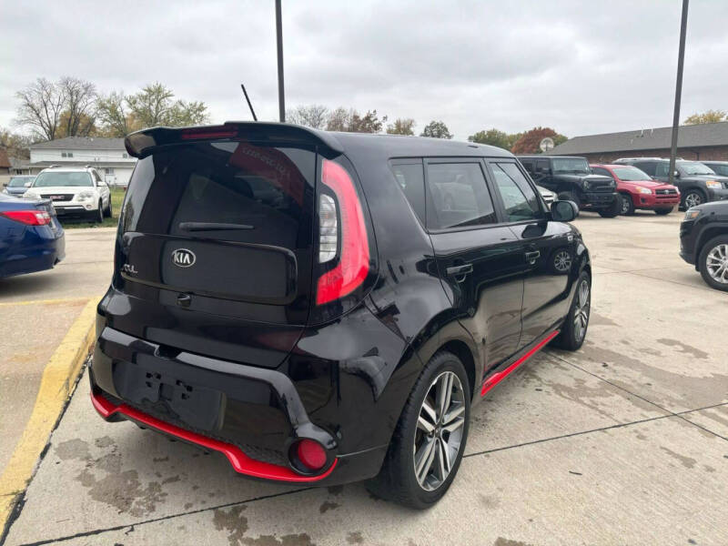 2015 Kia Soul +