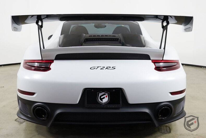 2018 Porsche 911 GT2 RS