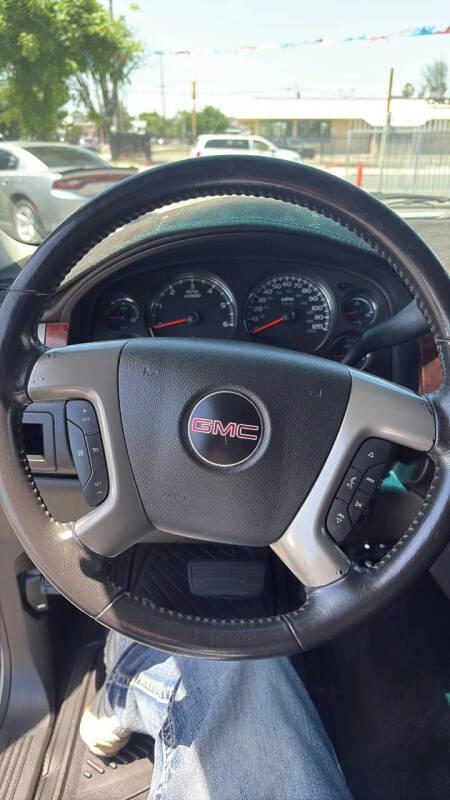 2013 GMC Yukon SLE