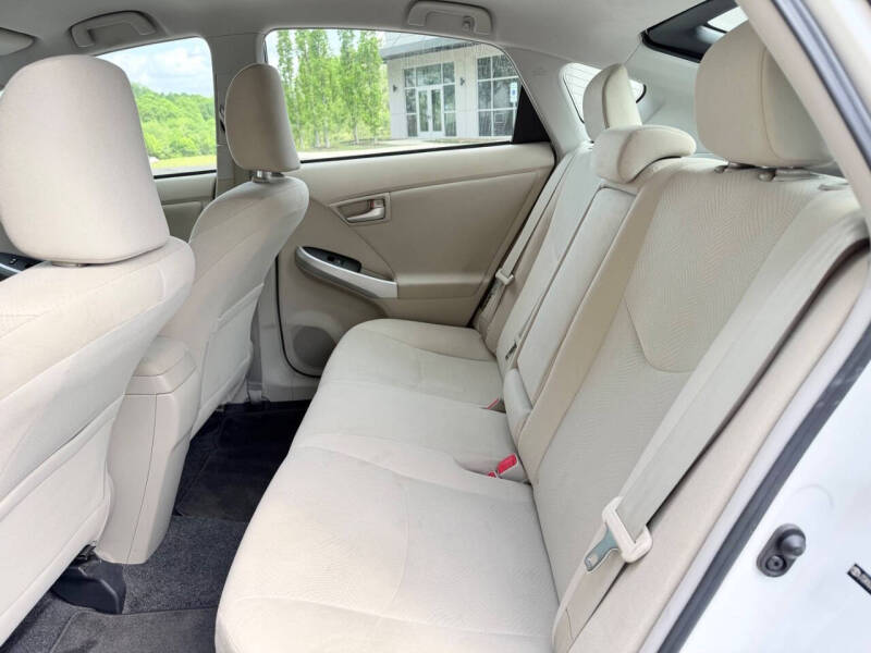 2012 Toyota Prius Two