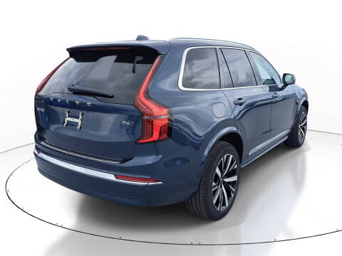 2026 Volvo XC90 B6 Core