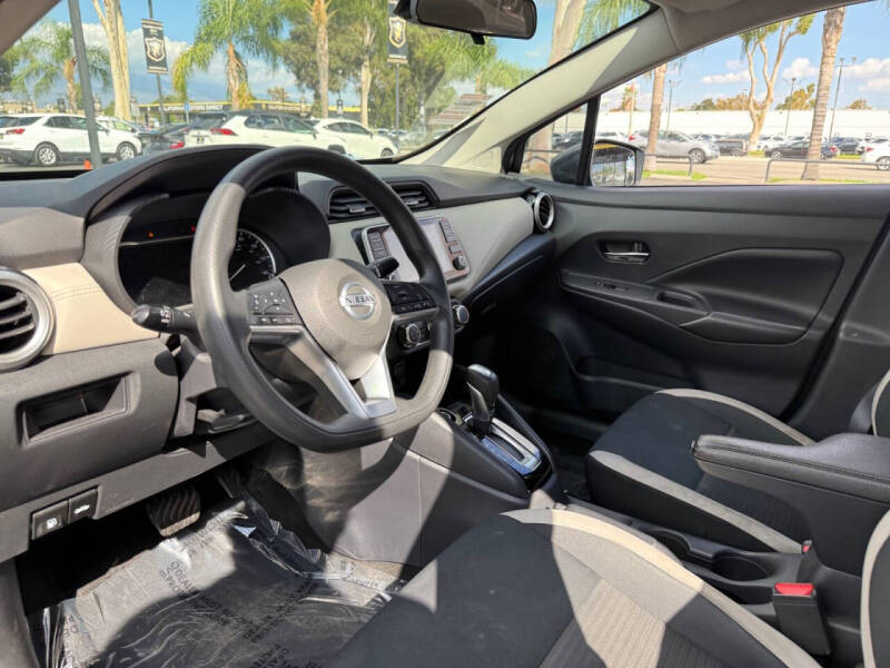 2020 Nissan Versa SV