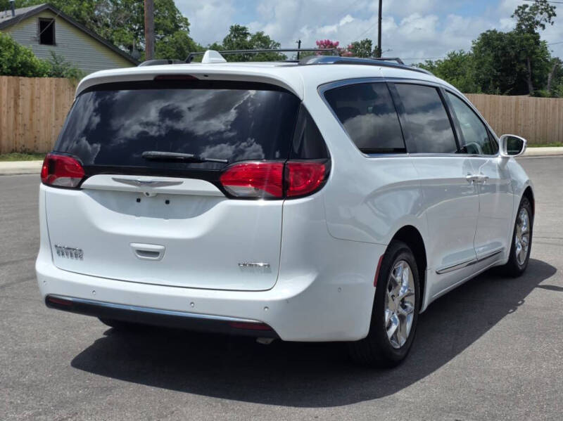 2018 Chrysler Pacifica Limited
