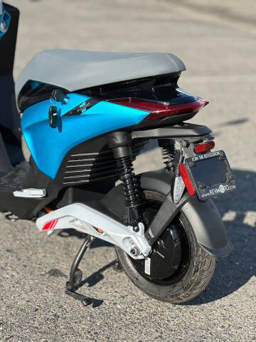 2022 Piaggio 1 Active