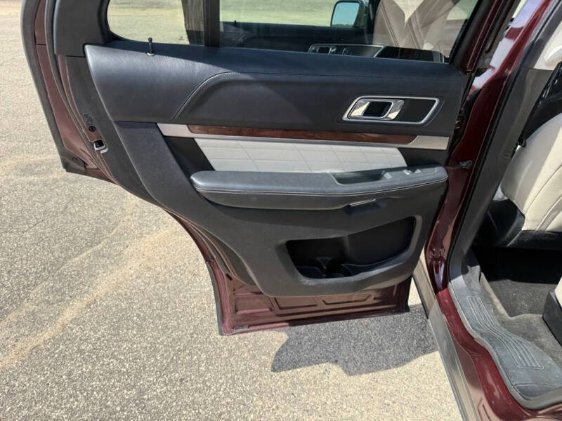 2018 Ford Explorer Platinum
