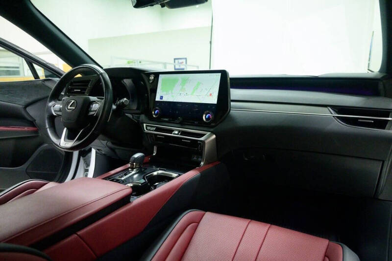 2023 Lexus RX 350 F SPORT Handling