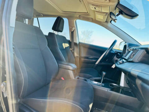 2017 Toyota RAV4 XLE