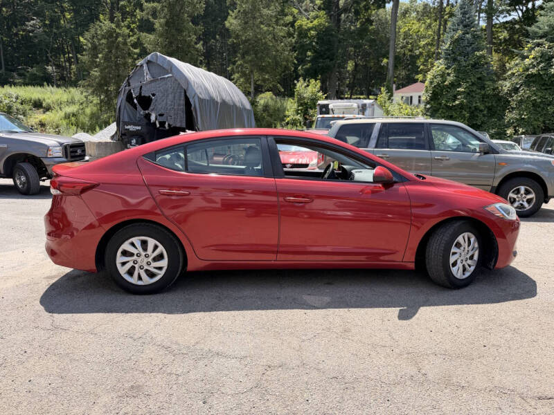 2017 Hyundai Elantra SE