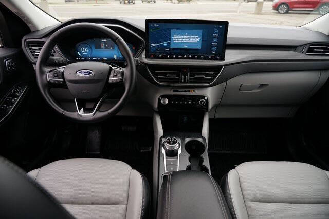 2023 Ford Escape Platinum