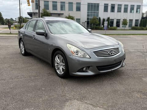 2015 Infiniti Q40