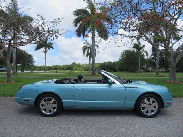 2002 Ford Thunderbird Deluxe