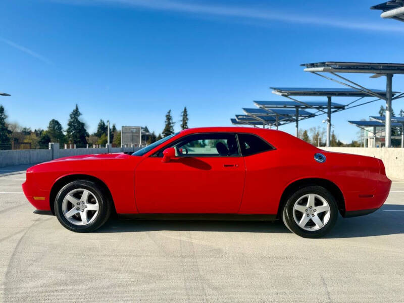 2010 Dodge Challenger SE