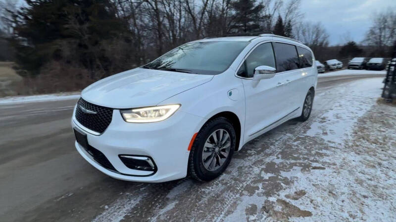 2021 Chrysler Pacifica Hybrid Limited photo 31