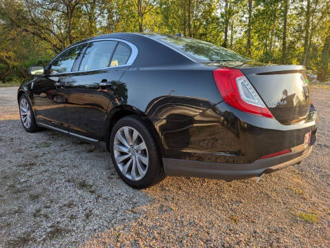 2014 Lincoln MKS