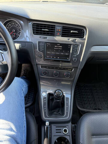 2017 Volkswagen Golf Alltrack TSI SE 4Motion