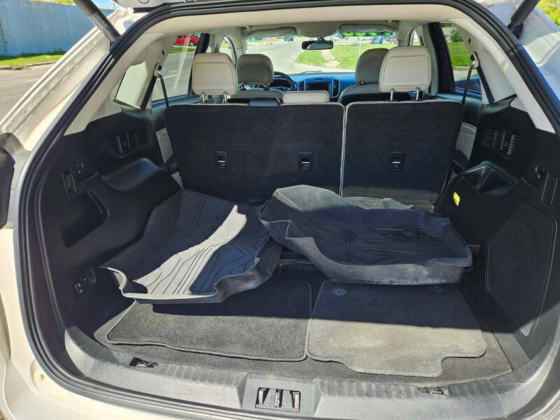 2017 Ford Edge Titanium