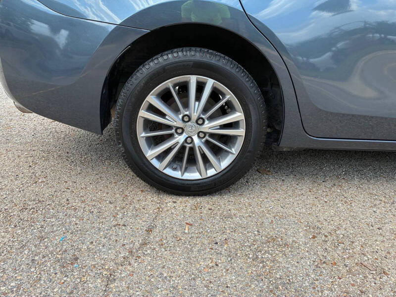 2015 Toyota Corolla LE