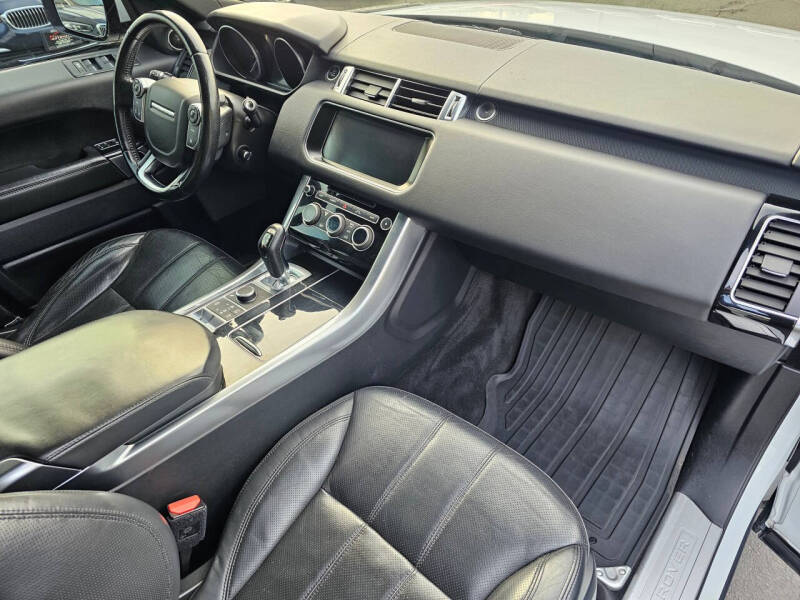 2017 Land Rover Range Rover Sport HSE