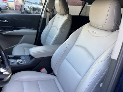 2021 Cadillac XT4 Luxury