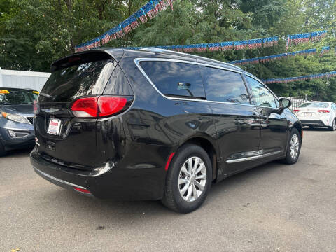 2018 Chrysler Pacifica Touring L