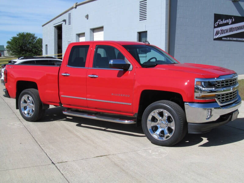 Used 2019 Chevrolet Silverado 1500 LD LT with VIN 2GCVKPEC3K1170436 for sale in Albert Lea, Minnesota