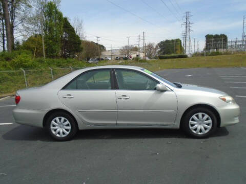 2005 Toyota Camry LE