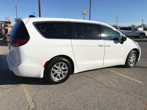 2024 Chrysler Pacifica Touring L