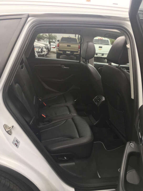 2015 Audi Q5 2.0T quattro Premium Plus