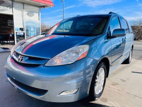 2007 Toyota Sienna for sale at Prestige Preowned Inc in Burlington NC