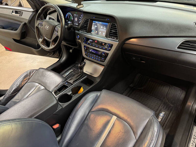 2017 Hyundai Sonata Hybrid