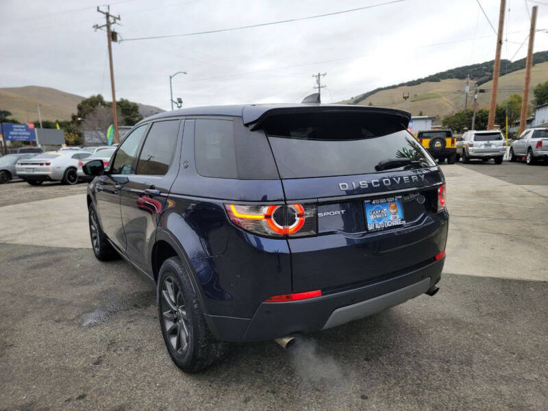 2017 Land Rover Discovery Sport SE photo 7