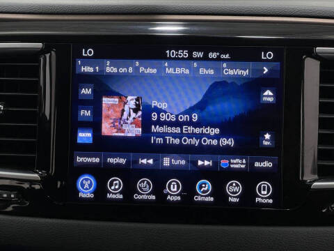 2017 Chrysler Pacifica Touring-L Plus