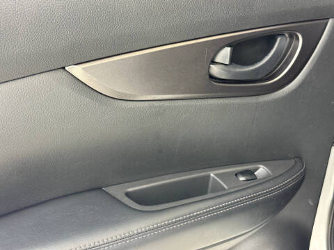 2022 Nissan Rogue Sport S