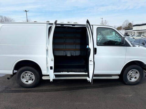 2024 Chevrolet Express 2500