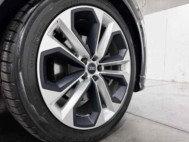 2022 Audi Q3 quattro S line Prem Plus 45 TFSI