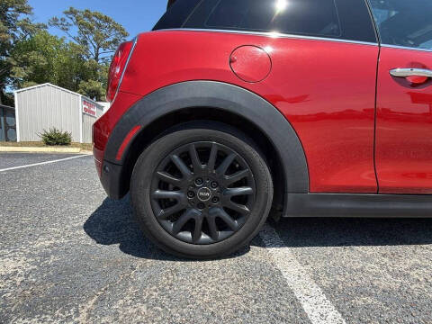2017 MINI Hardtop 2 Door Cooper
