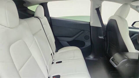 2024 Tesla Model Y Performance