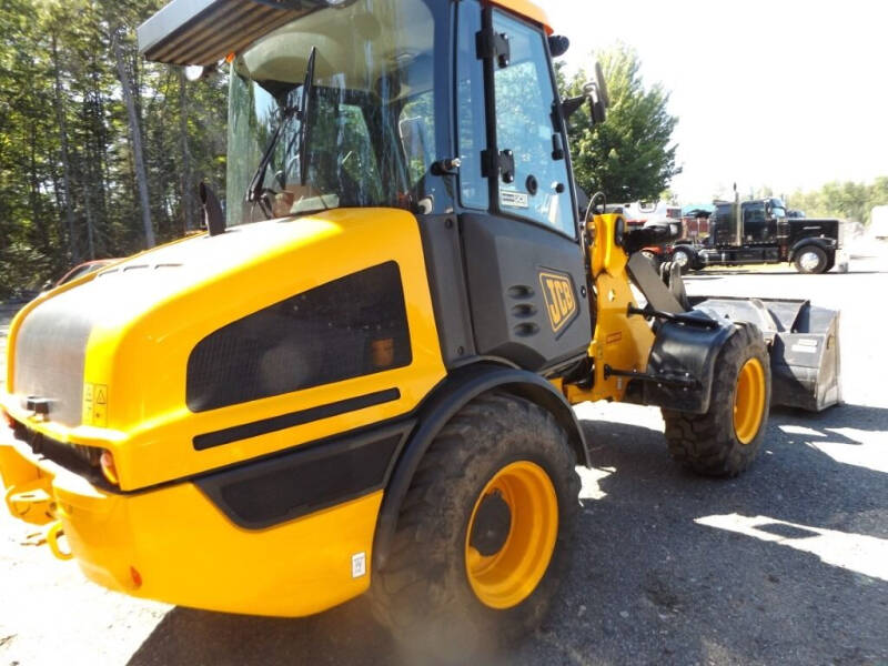 2022 JCB 407B