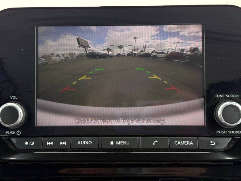 2023 Nissan Pathfinder SV