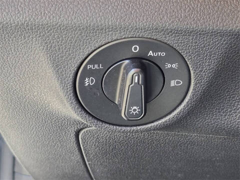 2020 Volkswagen Jetta R-Line