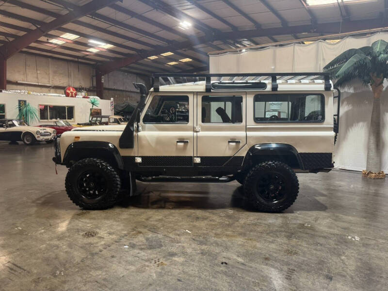 1990 Land Rover Defender